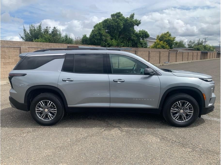 2025 Chevrolet Traverse — interior view