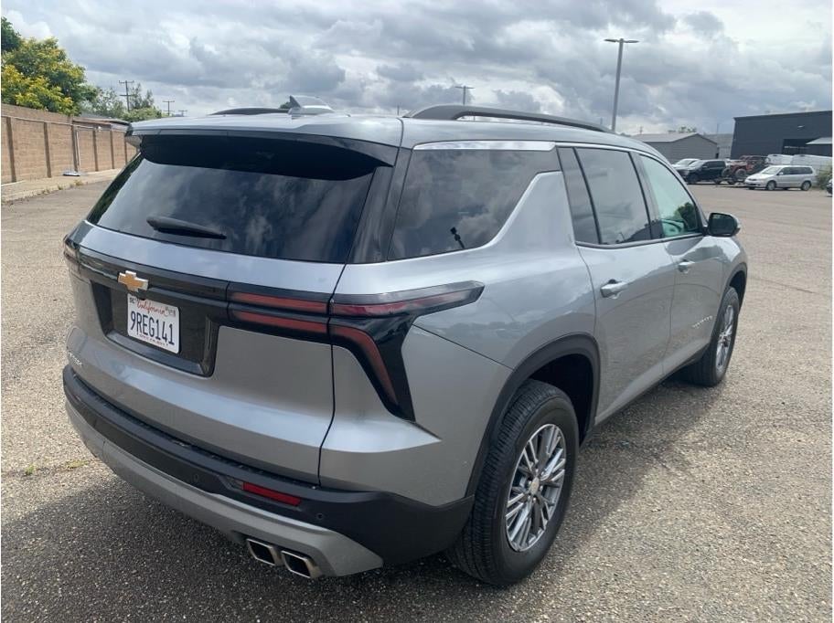 2025 Chevrolet Traverse — detail view
