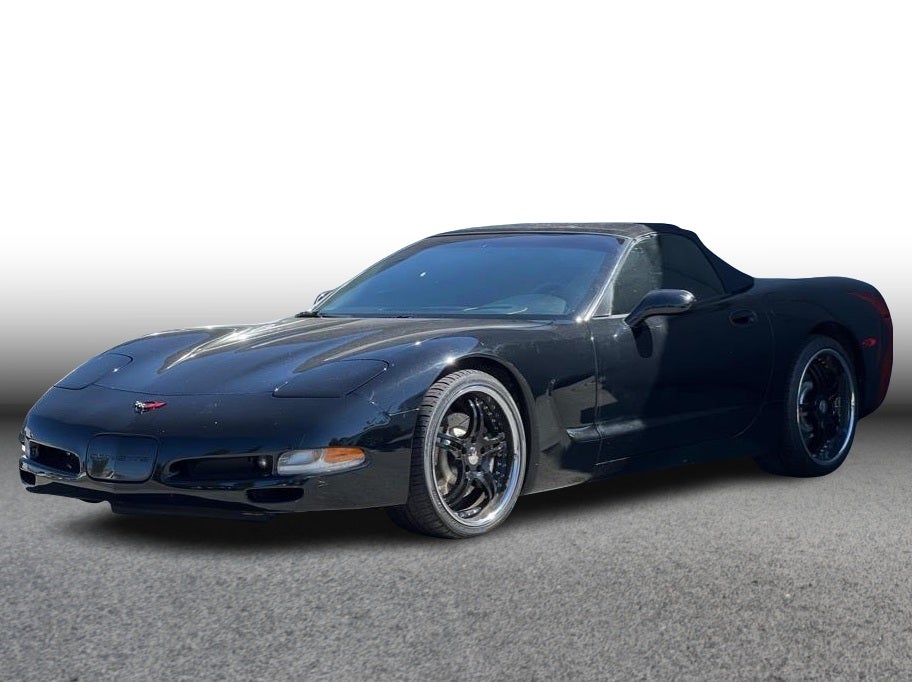 2000 Chevrolet Corvette Convertible 2D in Black — front three-quarter view