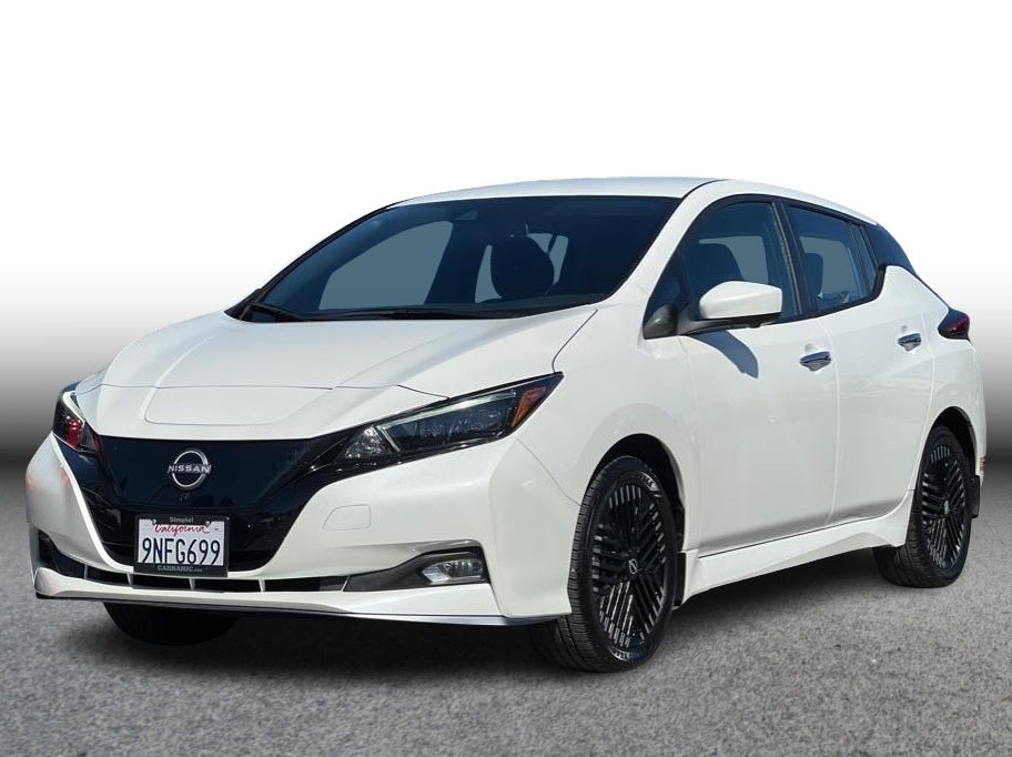 2024 Nissan LEAF
