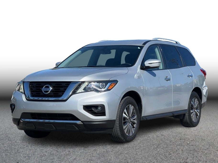 2019 Nissan Pathfinder SV Sport Utility 4D in Silver — front three-quarter view
