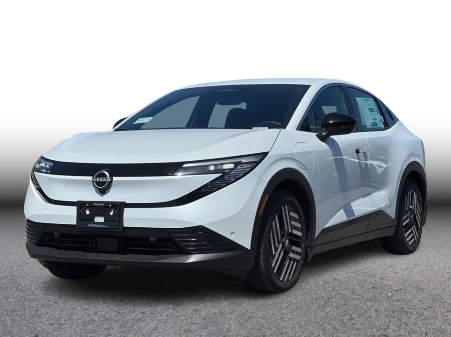 2026 Nissan Leaf SV+ in Everest White Pearl — front three-quarter view