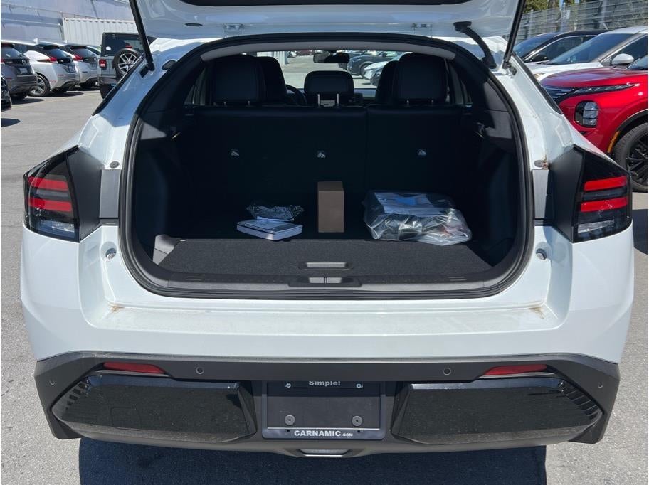 2026 Nissan Leaf — detail view
