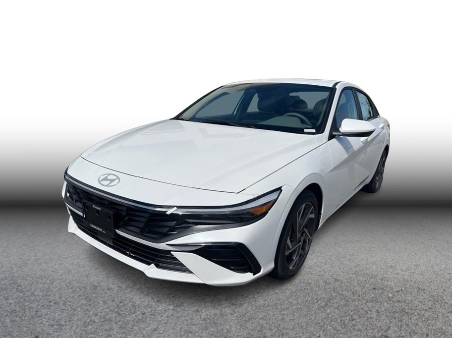 2025 Hyundai Elantra SEL Convenience in White — front three-quarter view